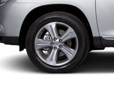 2013 Toyota Highlander SE