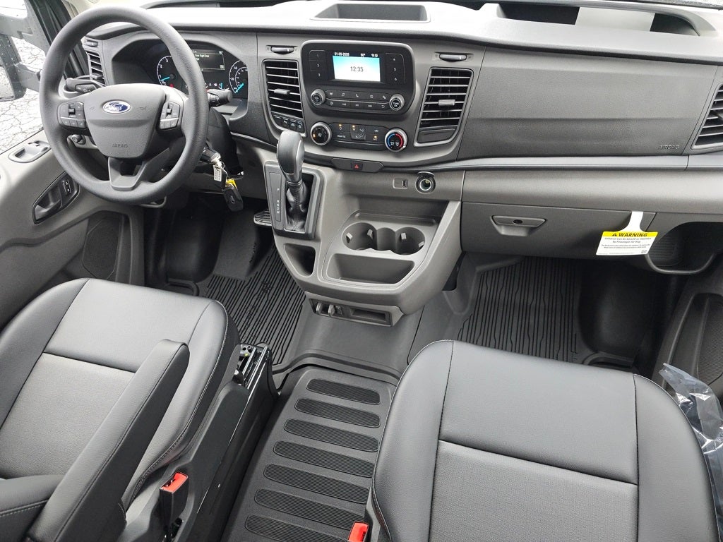 2025 Ford Transit-350 XL