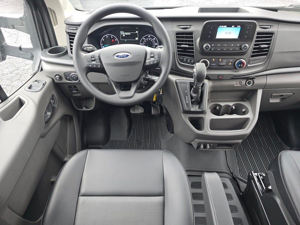 2025 Ford Transit-350 XL
