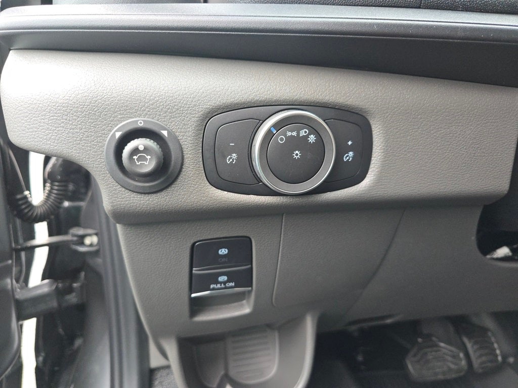 2025 Ford Transit-350 XL