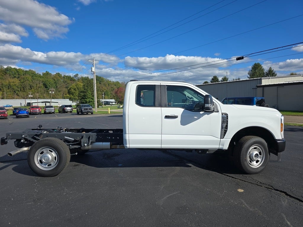 2025 Ford F-350SD XL