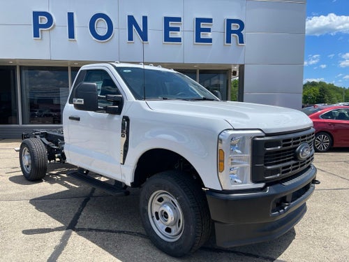 2026 Ford Chassis Cab F-350® XL