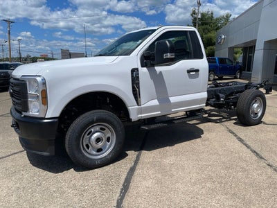 2026 Ford Chassis Cab F-350® XL