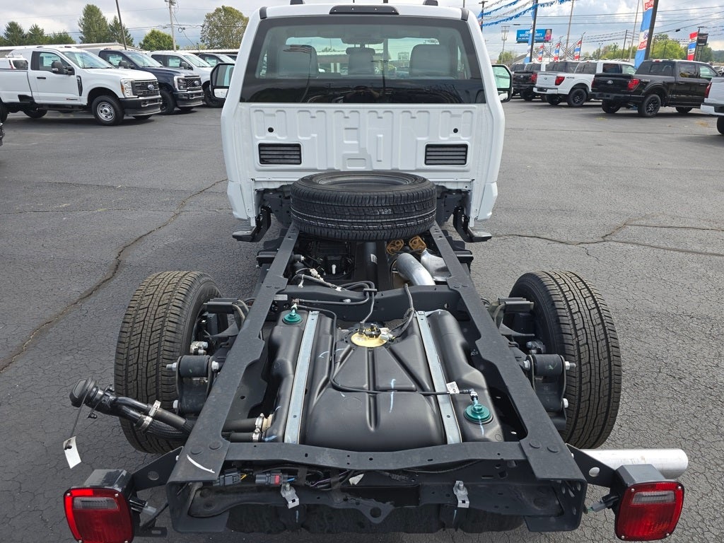 2025 Ford F-350SD XL