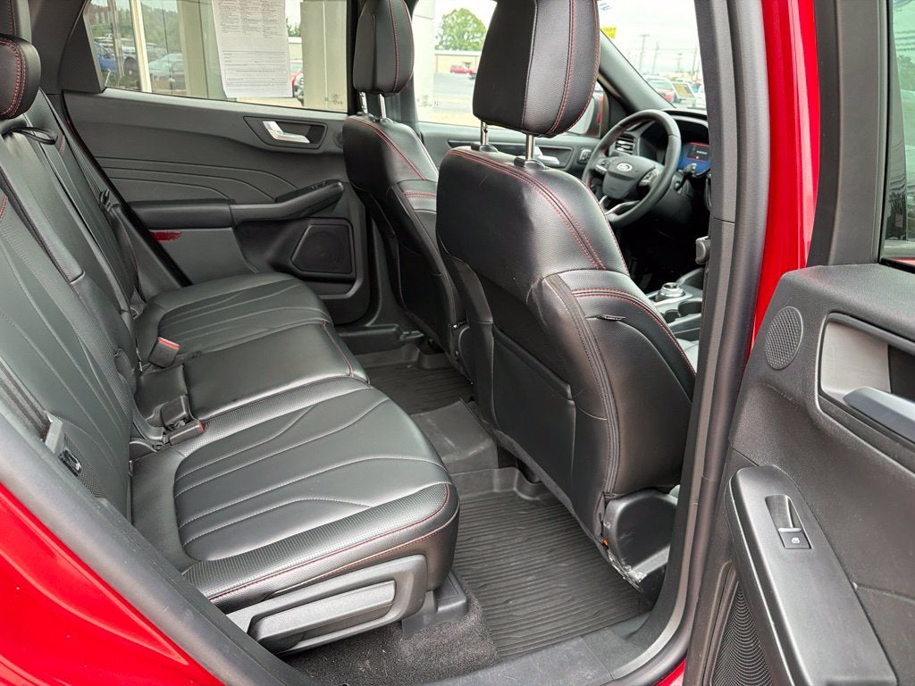 2025 Ford Escape ST-Line Elite