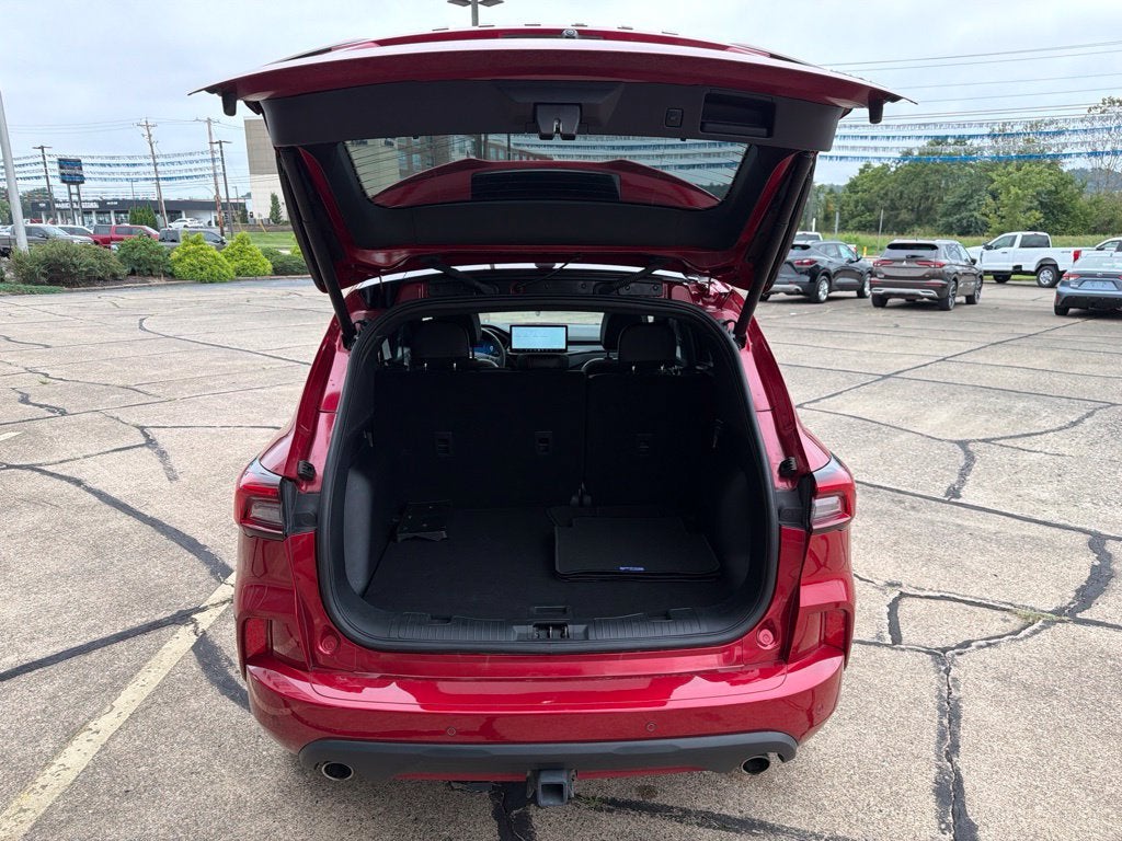 2025 Ford Escape ST-Line Elite