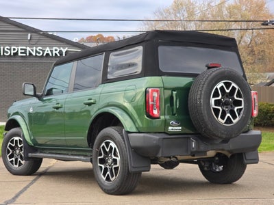 2024 Ford Bronco Outer Banks
