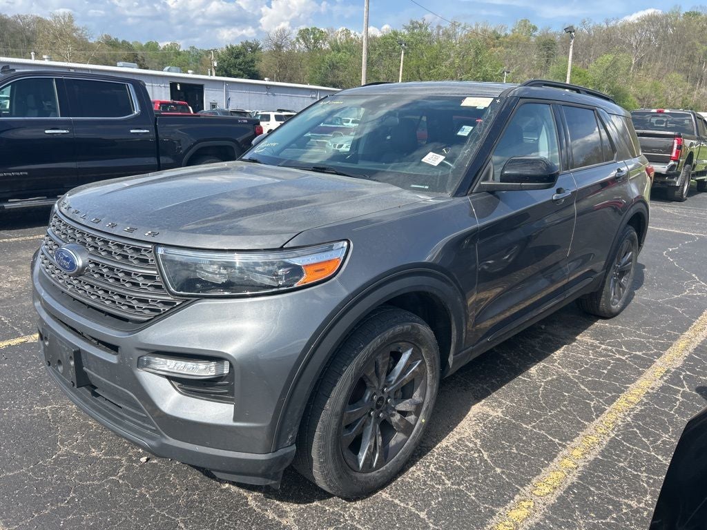 2023 Ford Explorer XLT 4WD's photo