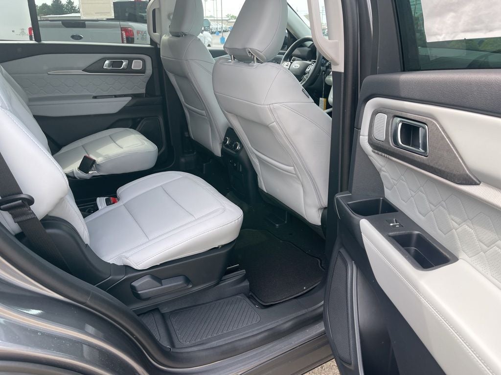 2026 Ford Explorer Platinum™