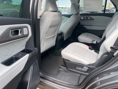 2026 Ford Explorer Platinum™
