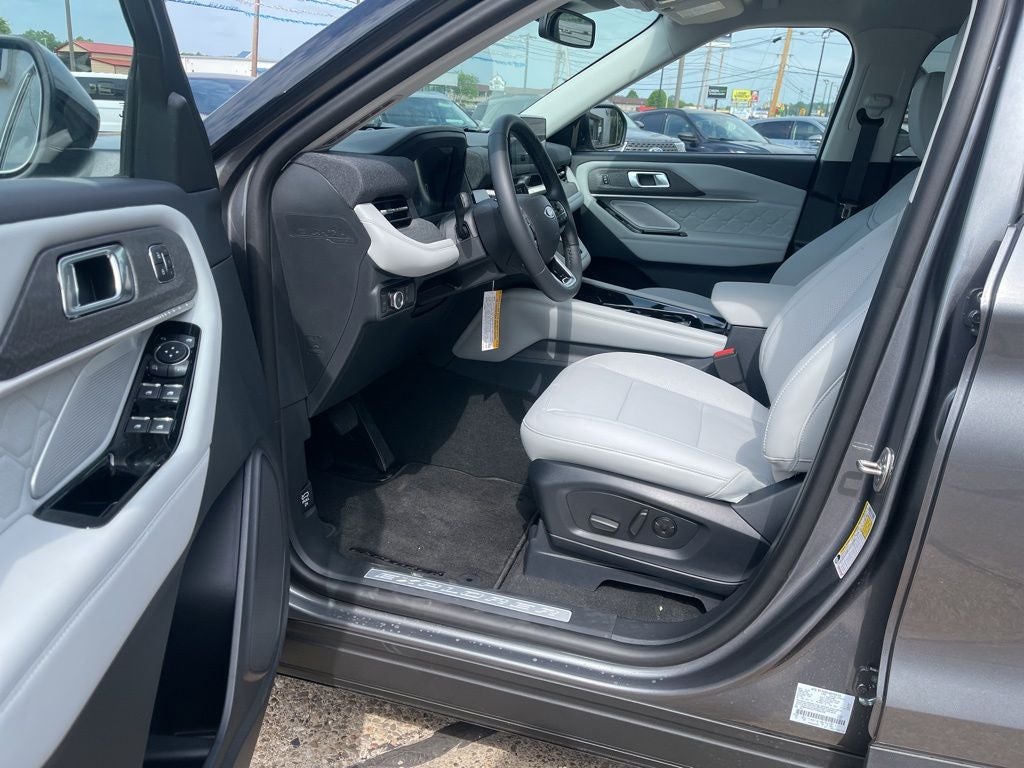 2026 Ford Explorer Platinum™