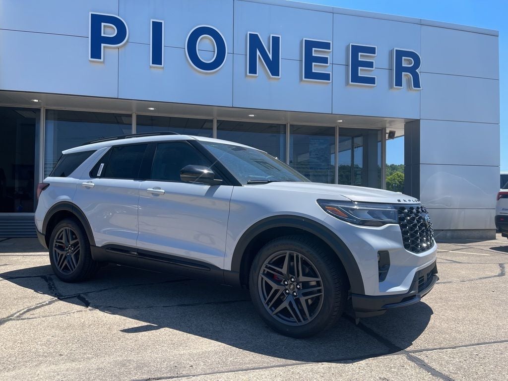 2026 Ford Explorer ST 4WD's photo