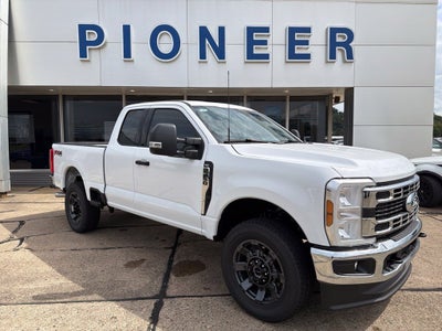 2027 Ford F-250SD XLT