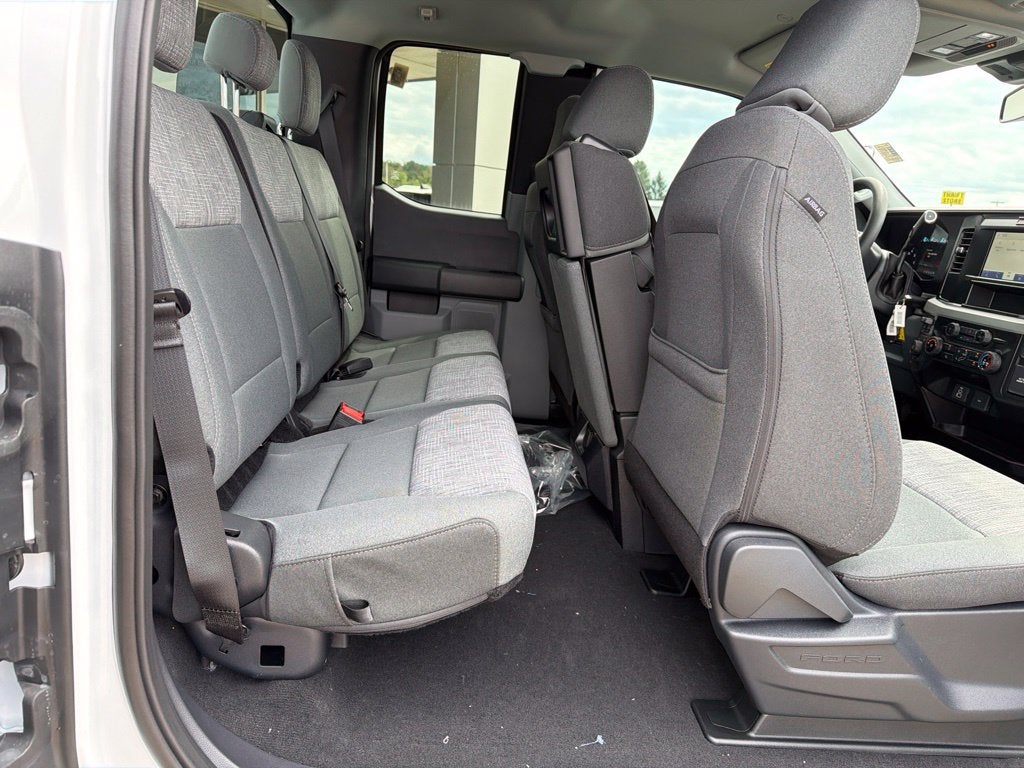 2027 Ford F-250SD XLT