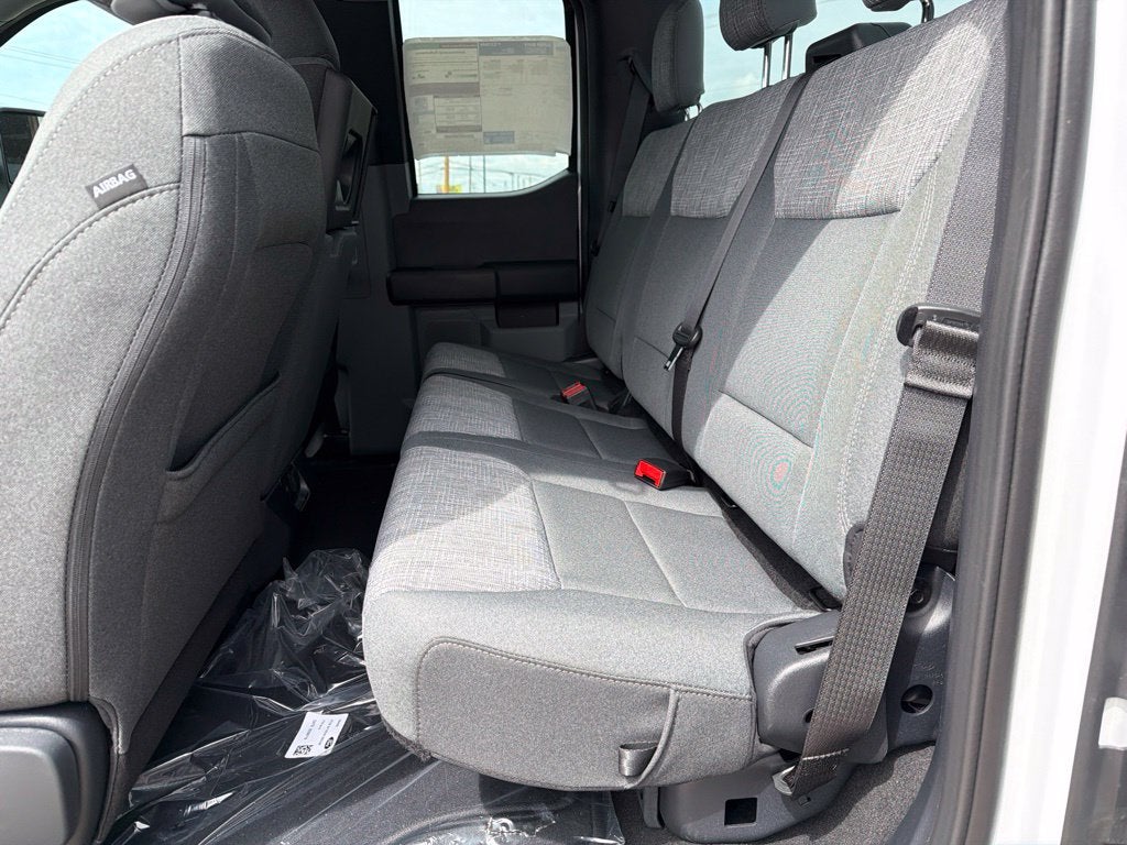2027 Ford F-250SD XLT