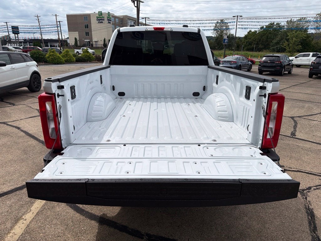 2027 Ford F-250SD XLT