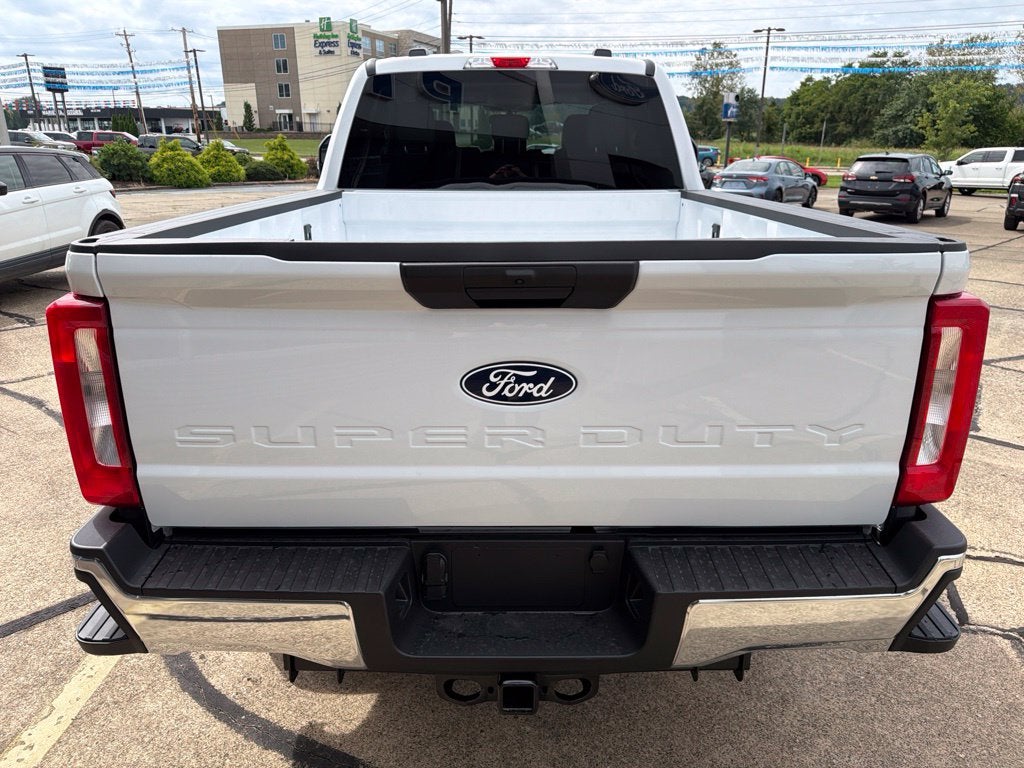 2027 Ford F-250SD XLT