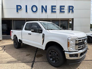 2027 Ford F-250SD XLT