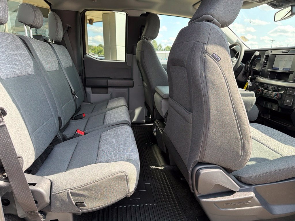 2027 Ford F-250SD XLT