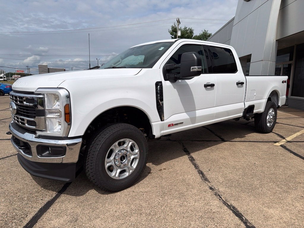 2027 Ford F-250SD XLT