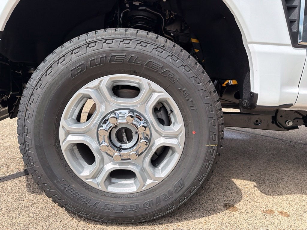 2027 Ford F-250SD XLT