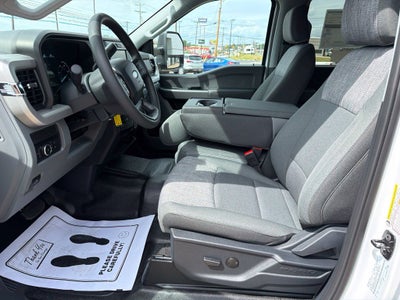 2027 Ford F-250SD XLT