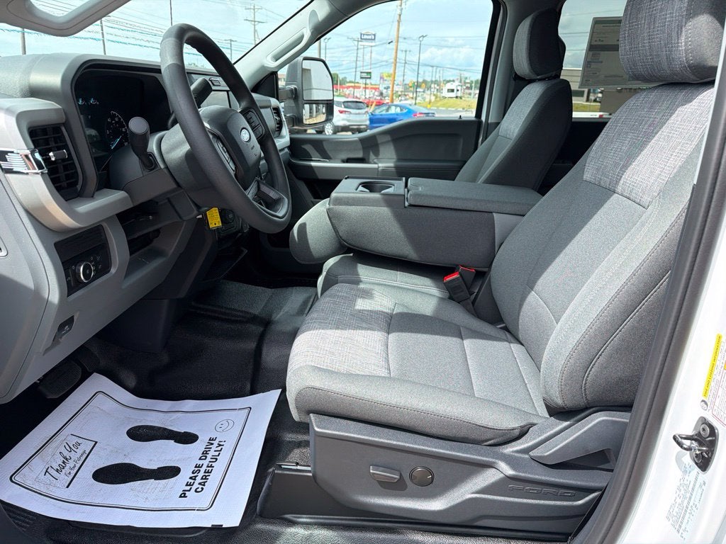 2027 Ford F-250SD XLT