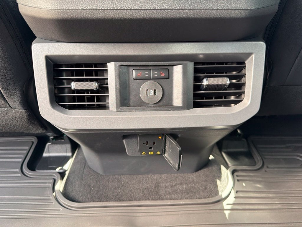 2027 Ford F-250SD Lariat