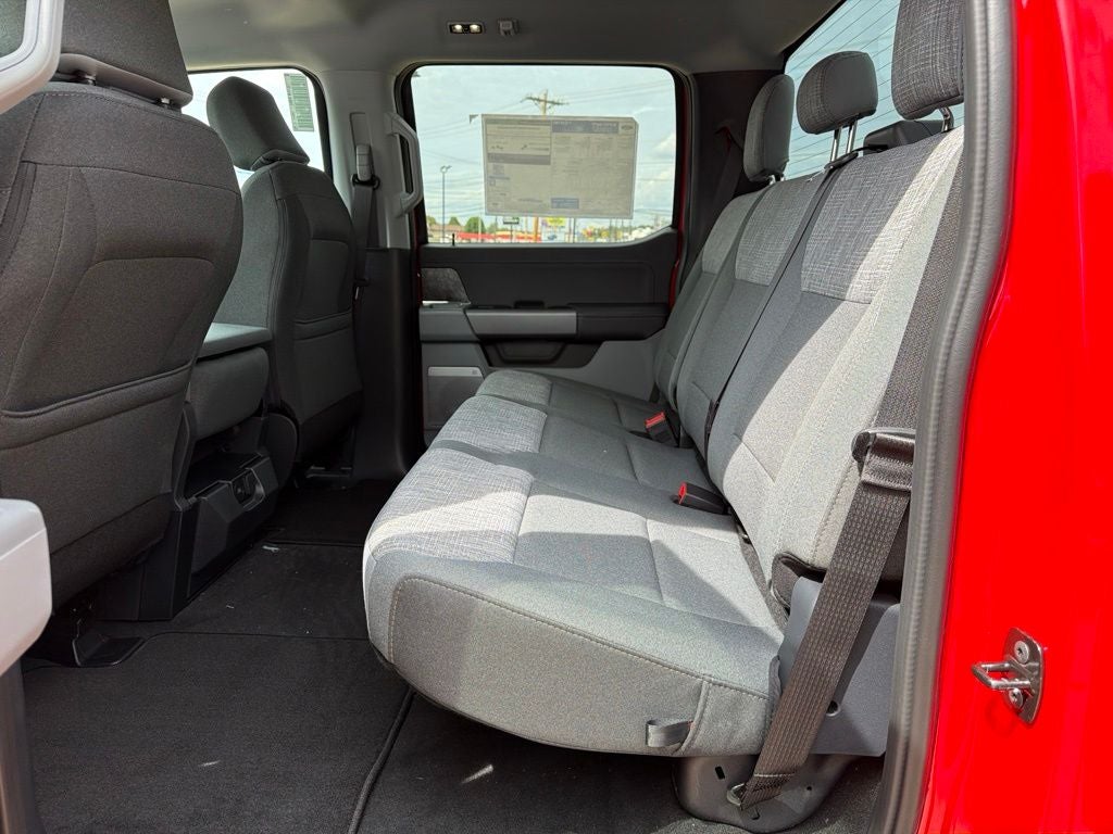 2027 Ford F-250SD XLT