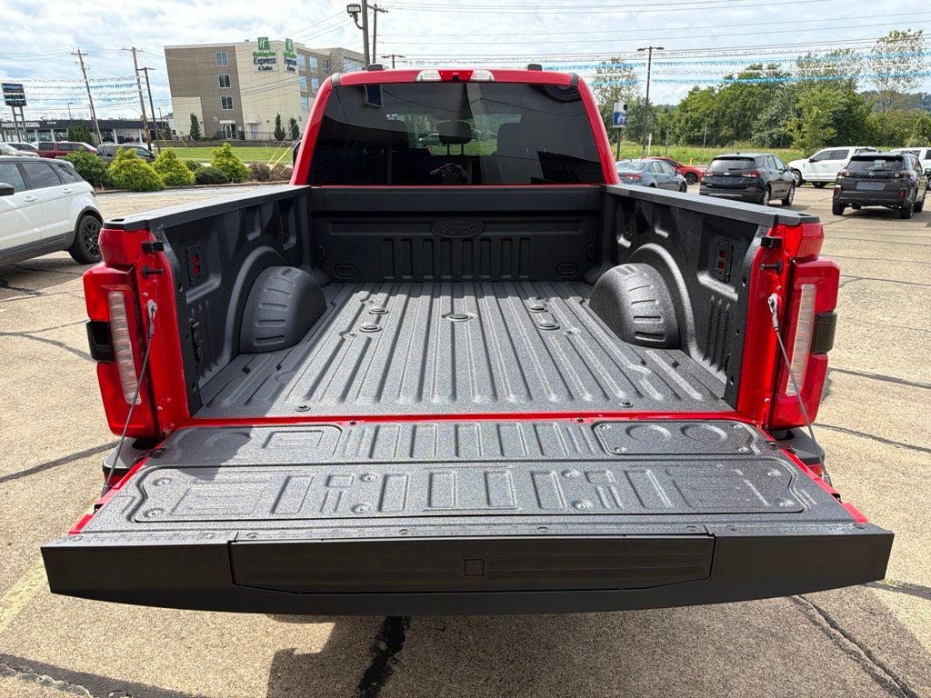2027 Ford F-250SD XLT