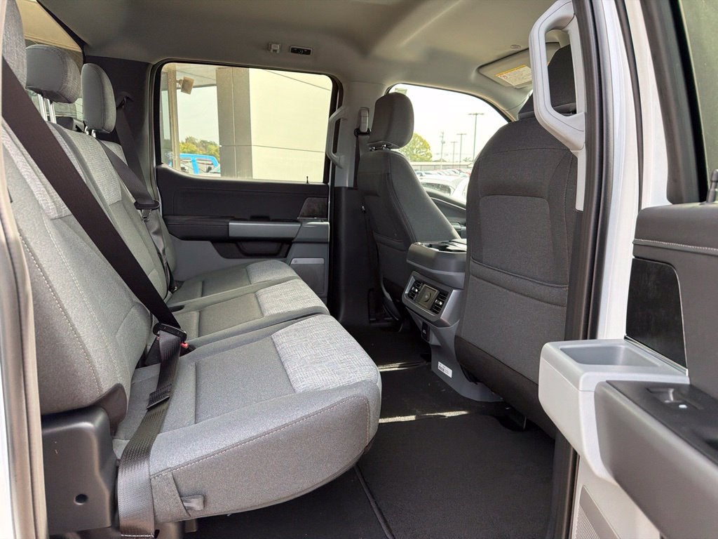 2027 Ford F-250SD XLT