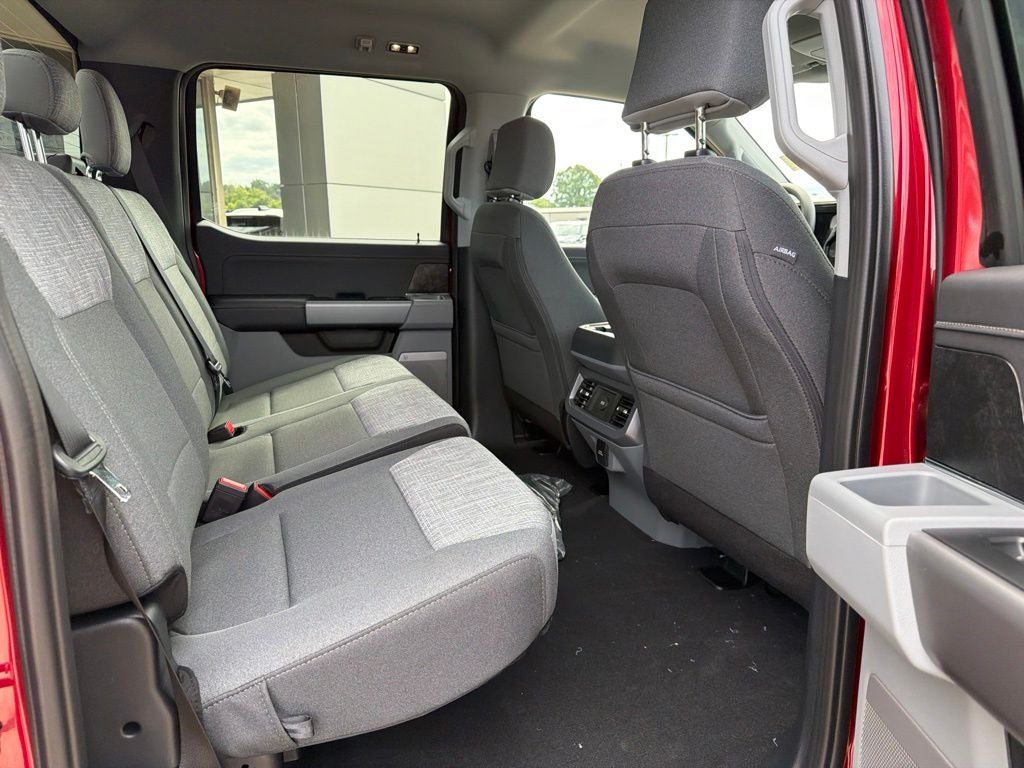 2027 Ford F-250SD XLT