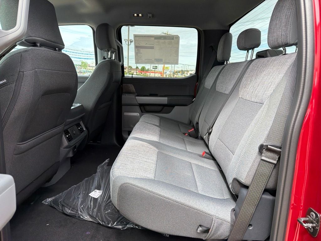 2027 Ford F-250SD XLT