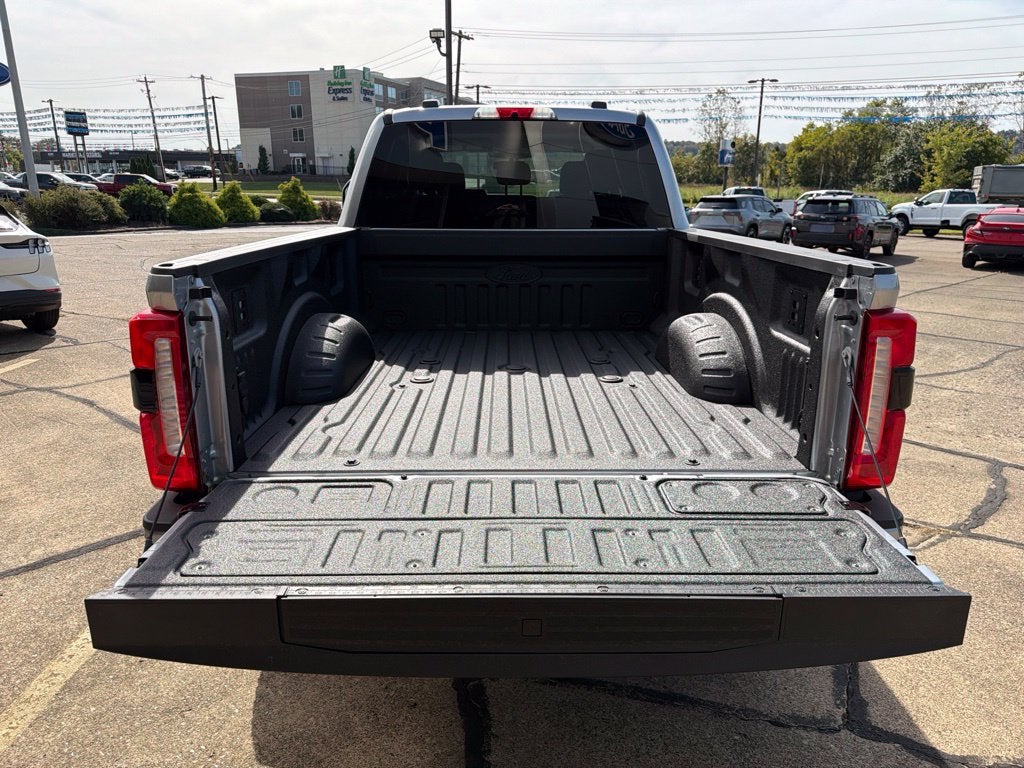 2027 Ford F-250SD XLT