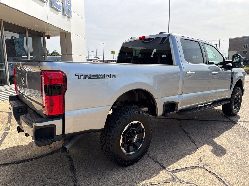 2027 Ford F-250SD XLT