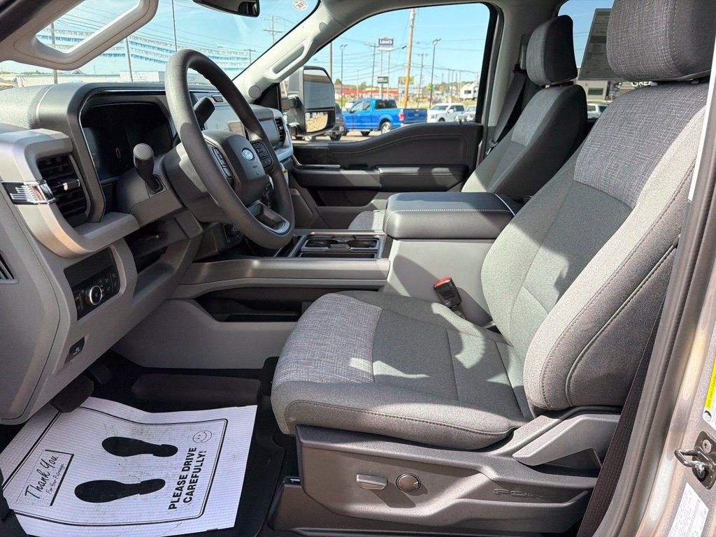 2027 Ford F-250SD XLT