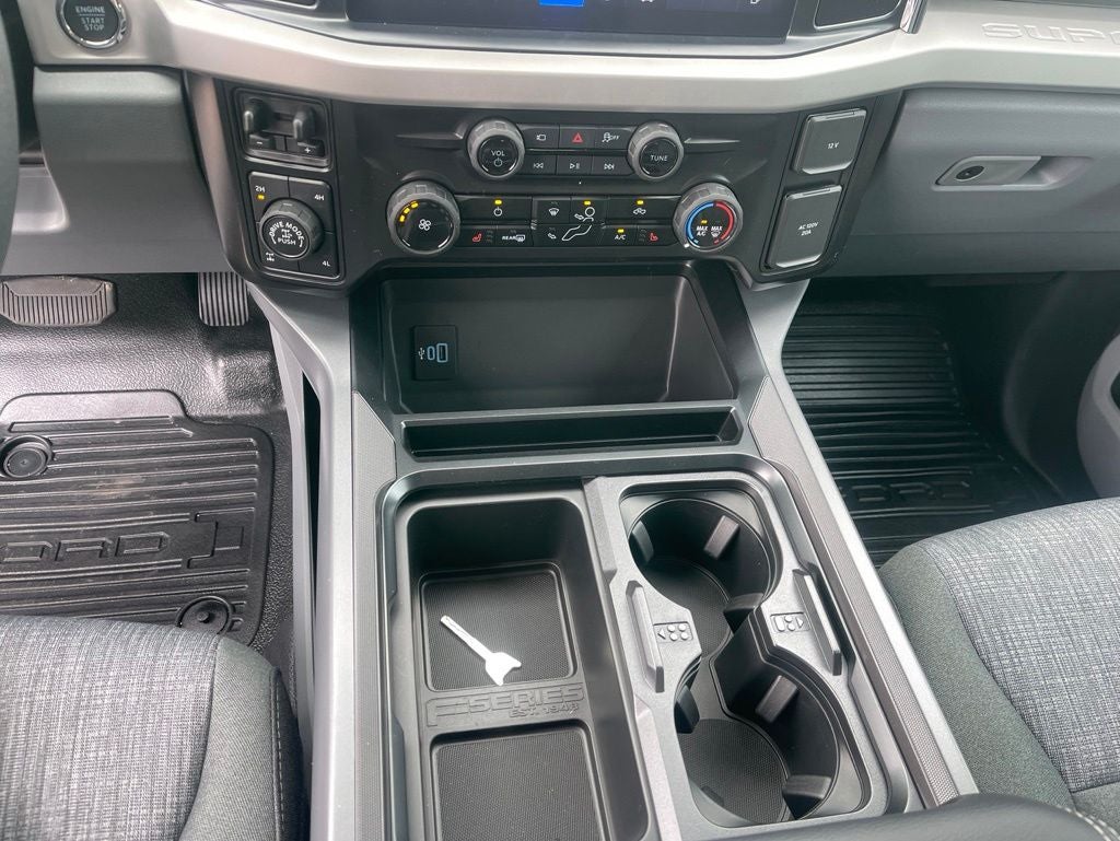 2026 Ford Super Duty F-250® XLT