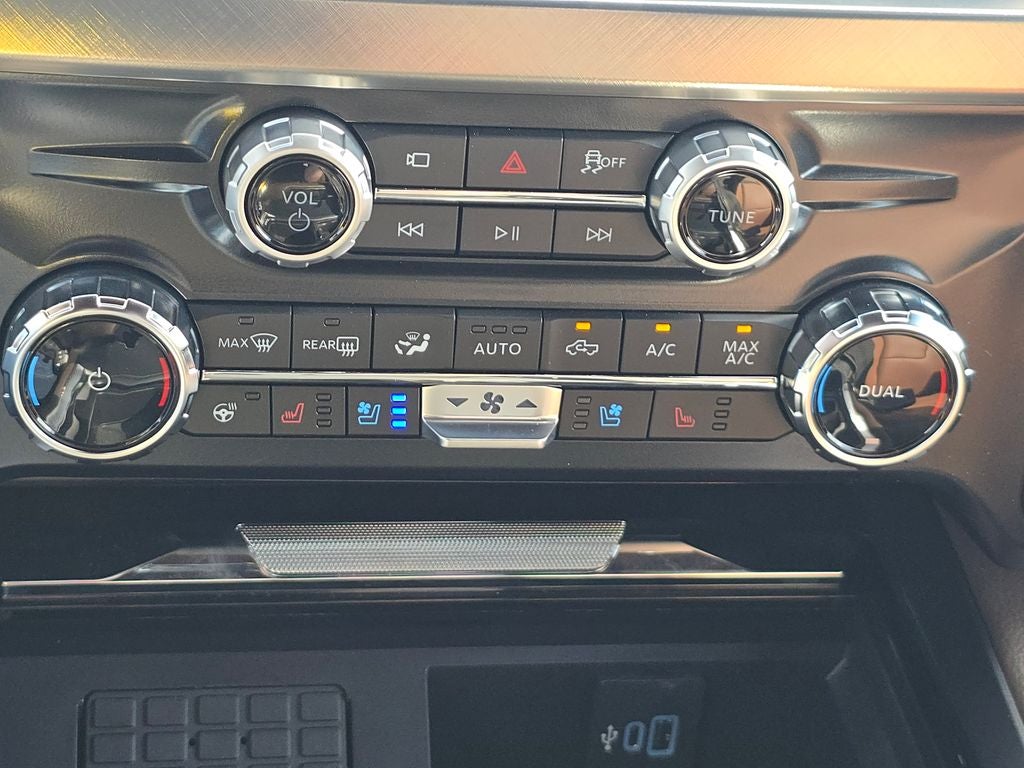 2025 Ford Super Duty F-350® King Ranch®