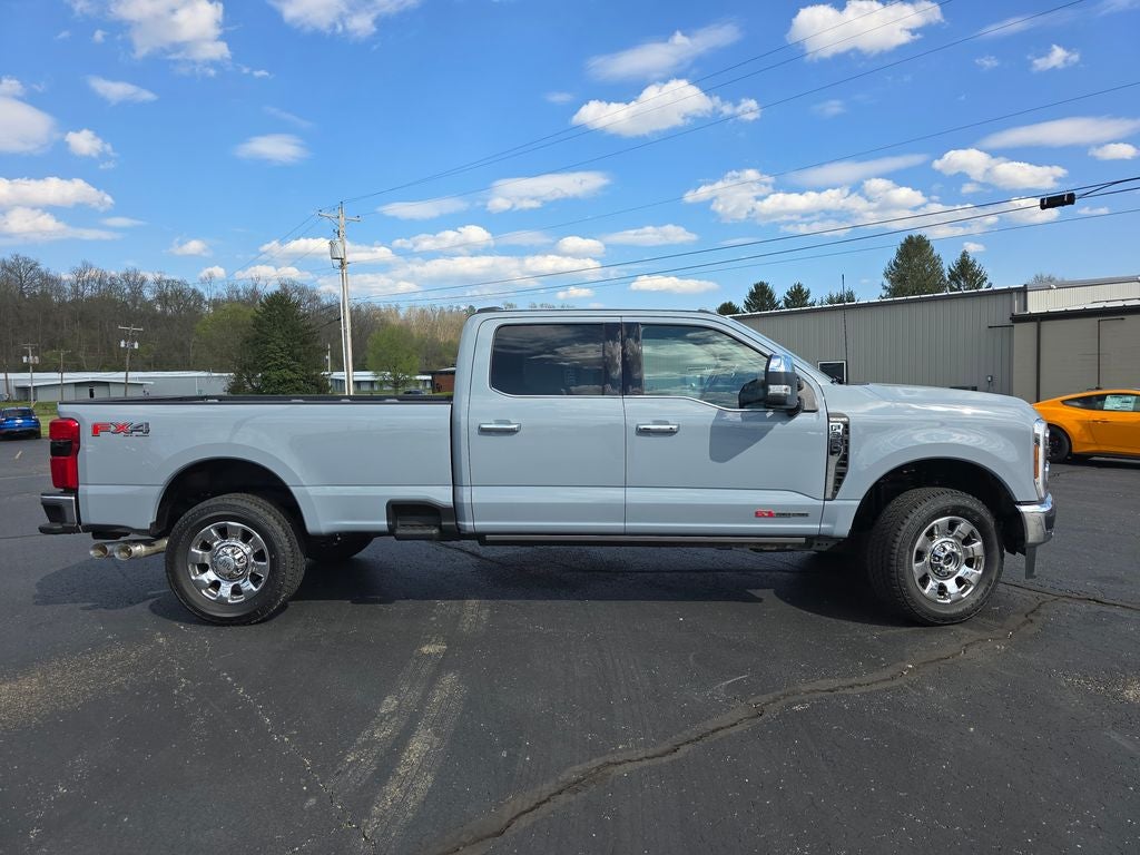 2025 Ford Super Duty F-350® King Ranch®