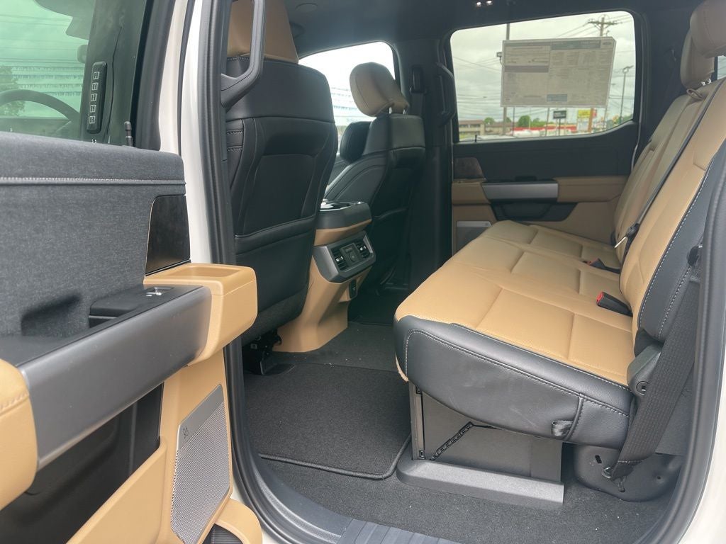 2026 Ford Super Duty F-350® Lariat®