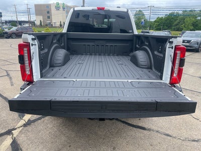 2026 Ford Super Duty F-350® Lariat®