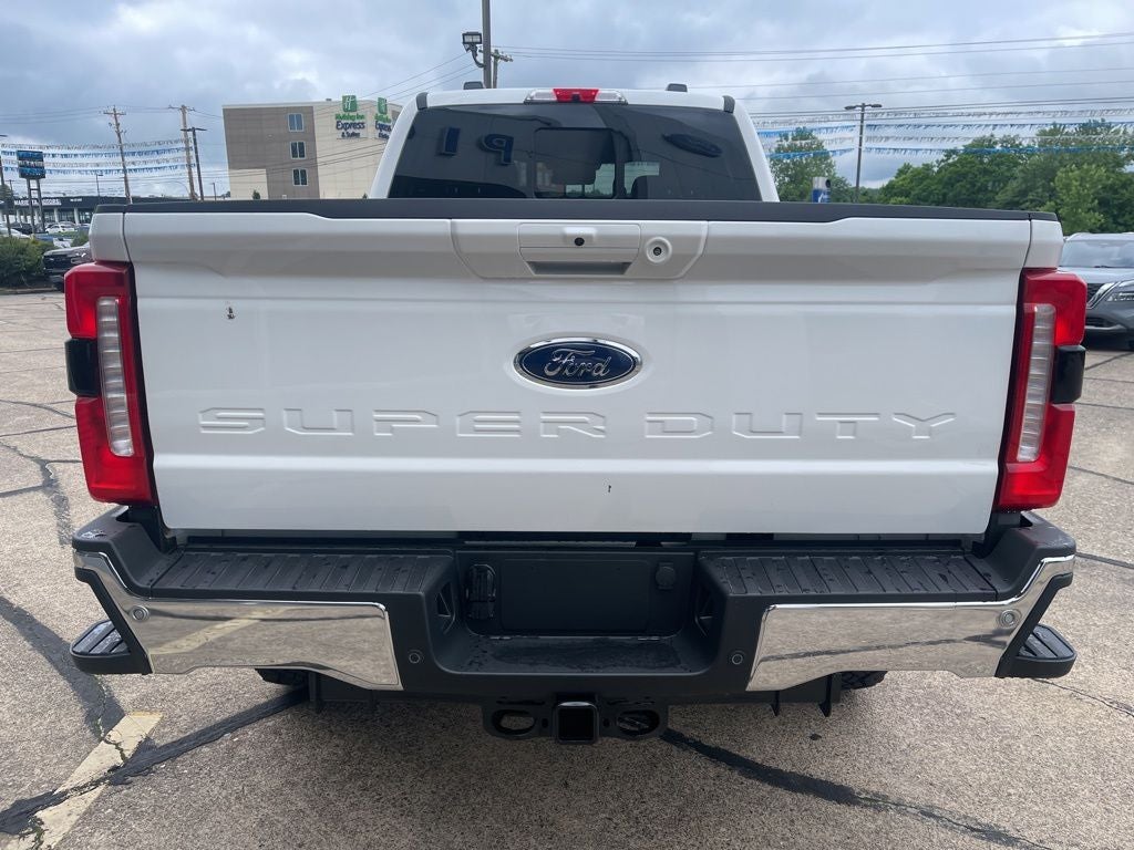 2026 Ford Super Duty F-350® Lariat®