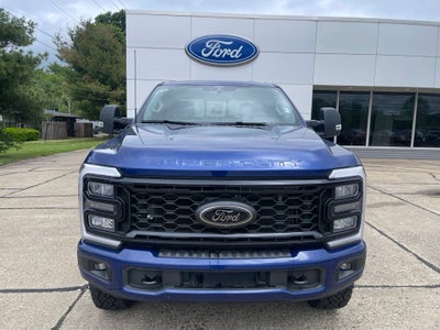 2026 Ford Super Duty F-350® XLT