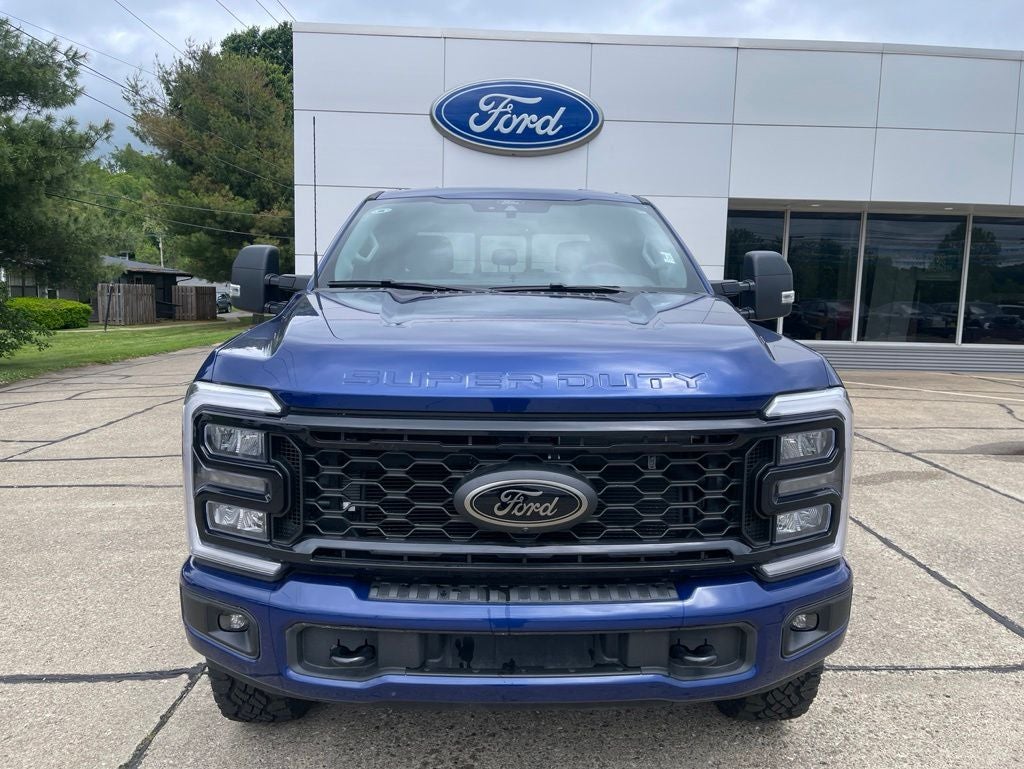 2026 Ford Super Duty F-350® XLT
