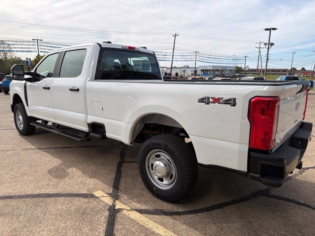2027 Ford F-350SD XL
