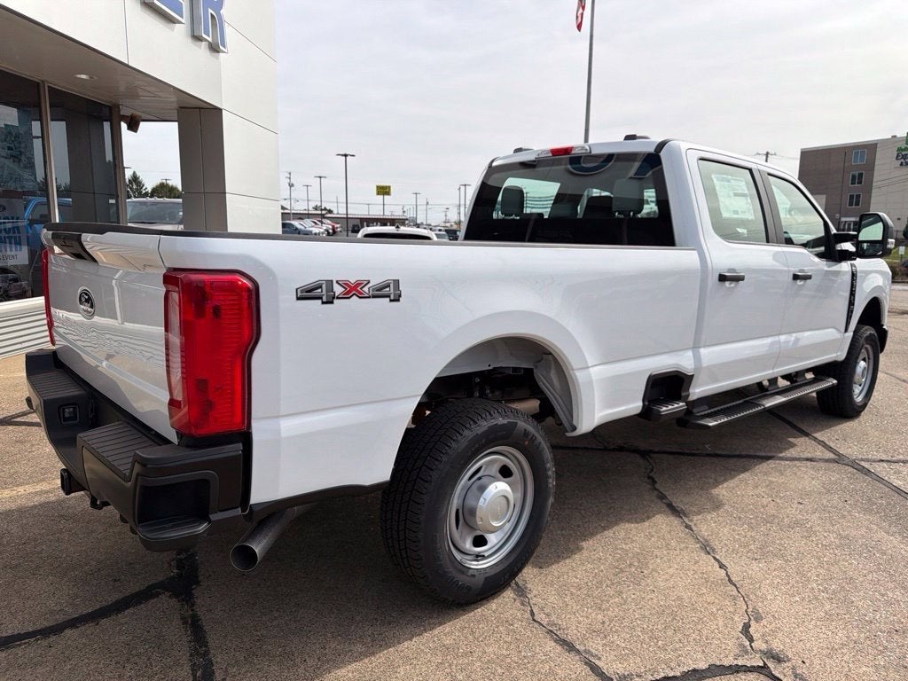 2027 Ford F-350SD XL