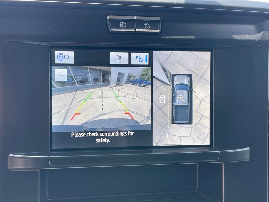 2026 Ford Super Duty F-350® XLT