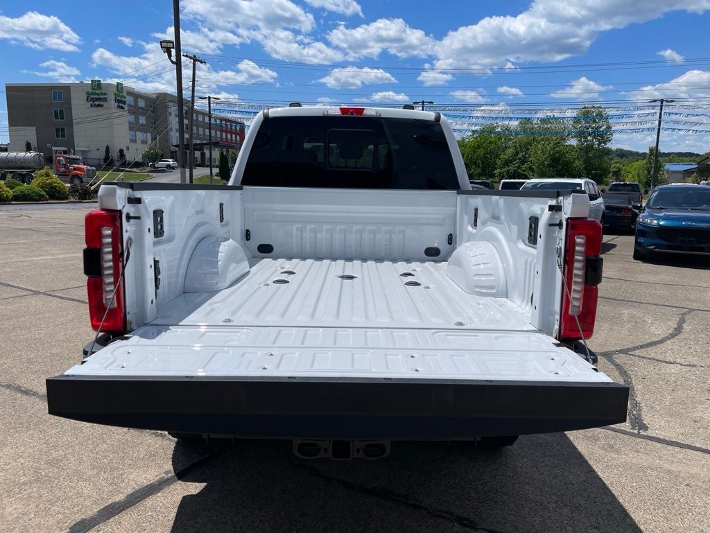 2026 Ford Super Duty F-350® XLT
