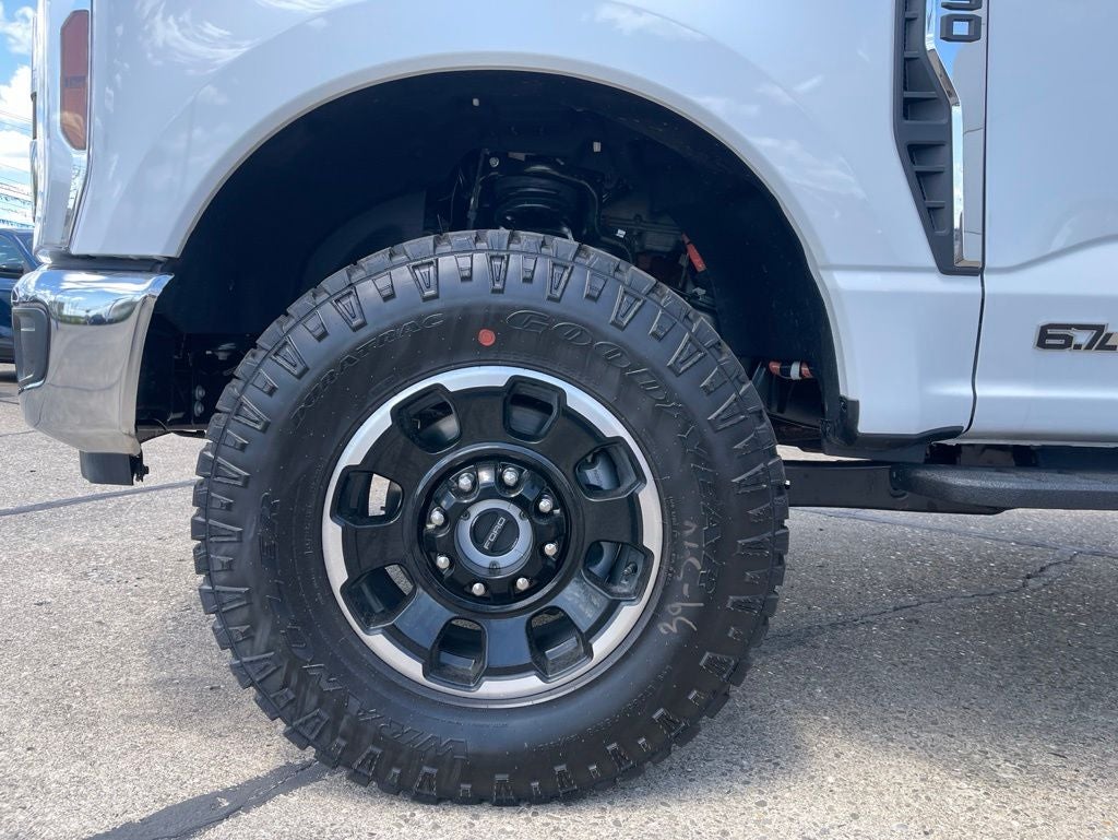 2026 Ford Super Duty F-350® XLT
