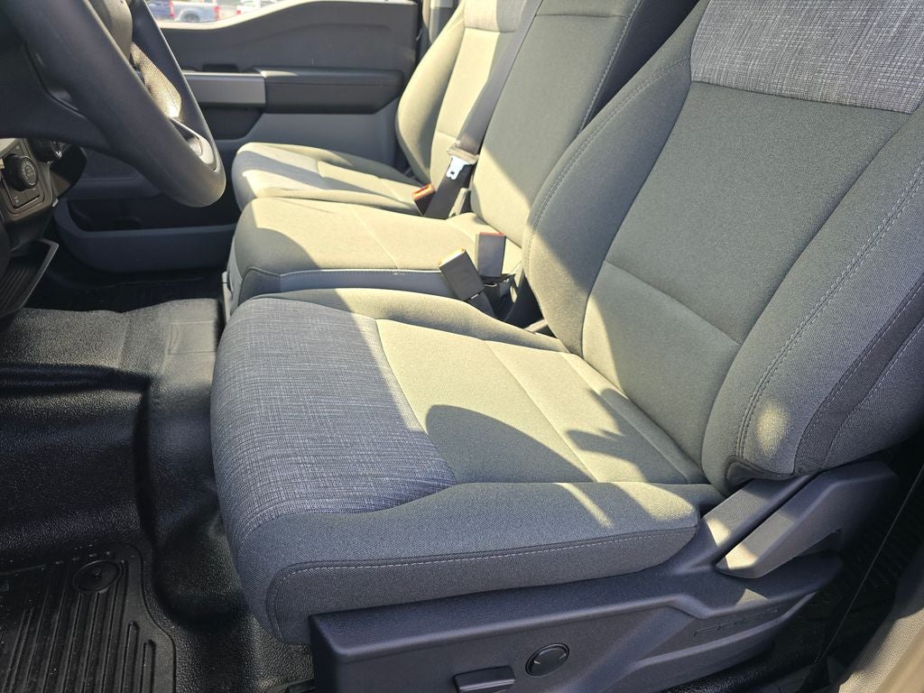 2026 Ford Super Duty F-350® XLT